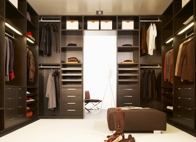 walk in wardrobe